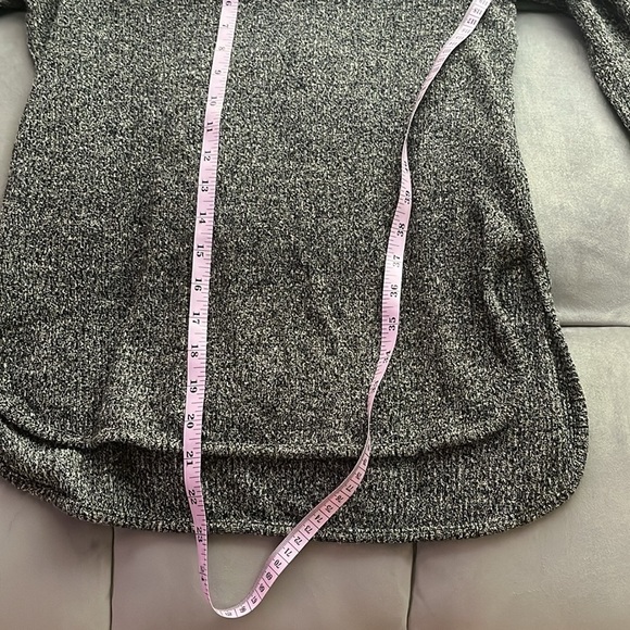“Zella- Active Knit Top size small” - Picture 5 of 7
